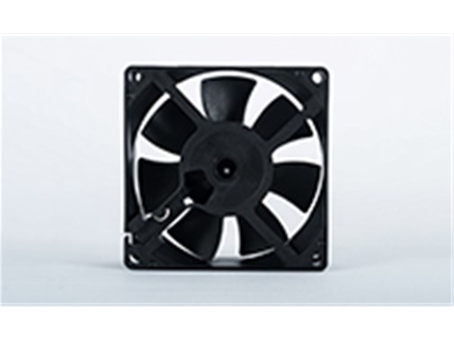 How do I choose a cooling fan to be quieter?